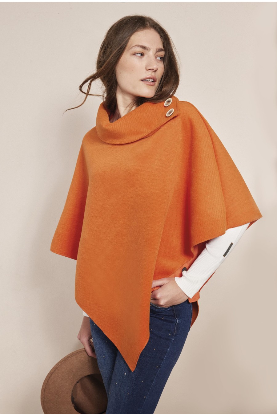 ANNA MORA - Anna Mora poncho 31038