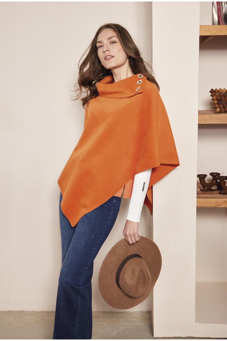 ANNA MORA - Anna Mora poncho 31038